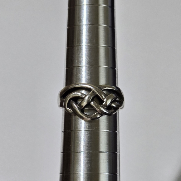 Vintage Sterling Silver open knot ring size 7 - Picture 10 of 13